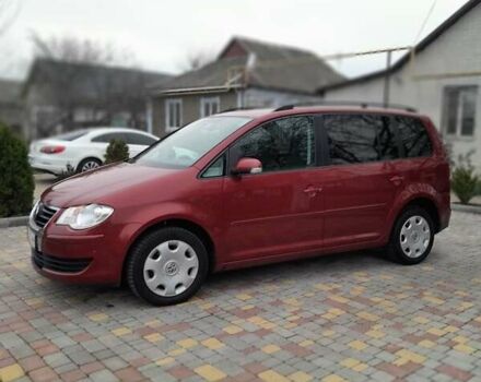 Червоний Фольксваген Туран, об'ємом двигуна 1.9 л та пробігом 315 тис. км за 6900 $, фото 6 на Automoto.ua