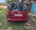 Червоний Фольксваген Туран, об'ємом двигуна 1.6 л та пробігом 221 тис. км за 6200 $, фото 8 на Automoto.ua