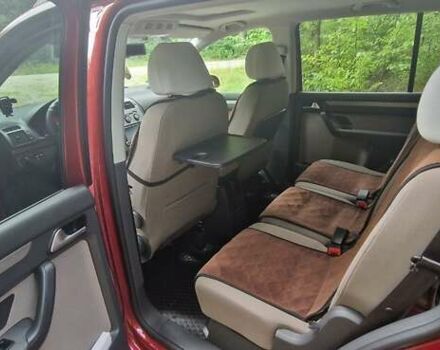 Красный Фольксваген Туран, объемом двигателя 1.97 л и пробегом 296 тыс. км за 7750 $, фото 14 на Automoto.ua