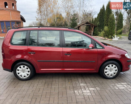 Красный Фольксваген Туран, объемом двигателя 1.6 л и пробегом 210 тыс. км за 6500 $, фото 6 на Automoto.ua