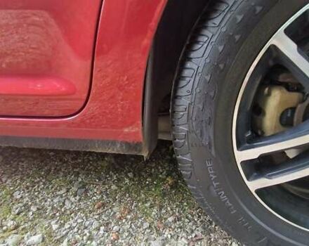 Красный Фольксваген Туран, объемом двигателя 1.97 л и пробегом 296 тыс. км за 7750 $, фото 20 на Automoto.ua