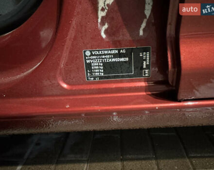 Червоний Фольксваген Туран, об'ємом двигуна 1.97 л та пробігом 273 тис. км за 8500 $, фото 32 на Automoto.ua