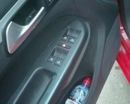 Красный Фольксваген Туран, объемом двигателя 1.39 л и пробегом 250 тыс. км за 6500 $, фото 13 на Automoto.ua