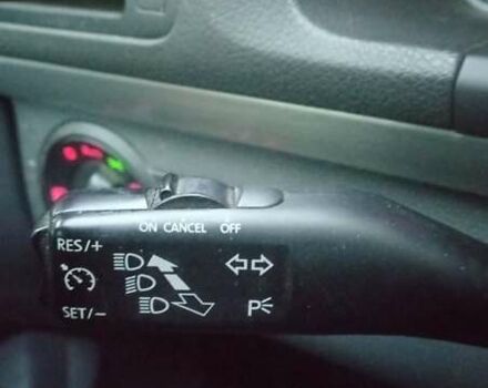 Красный Фольксваген Туран, объемом двигателя 1.39 л и пробегом 250 тыс. км за 6500 $, фото 5 на Automoto.ua