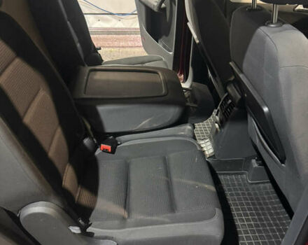 Червоний Фольксваген Туран, об'ємом двигуна 1.97 л та пробігом 273 тис. км за 8500 $, фото 25 на Automoto.ua