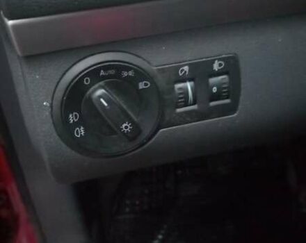 Красный Фольксваген Туран, объемом двигателя 1.39 л и пробегом 250 тыс. км за 6500 $, фото 10 на Automoto.ua