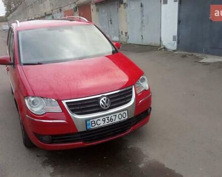 Красный Фольксваген Туран, объемом двигателя 1.39 л и пробегом 250 тыс. км за 6500 $, фото 20 на Automoto.ua