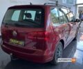 Красный Фольксваген Туран, объемом двигателя 1.6 л и пробегом 235 тыс. км за 9700 $, фото 6 на Automoto.ua