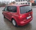 Червоний Фольксваген Туран, об'ємом двигуна 1.6 л та пробігом 240 тис. км за 7995 $, фото 1 на Automoto.ua