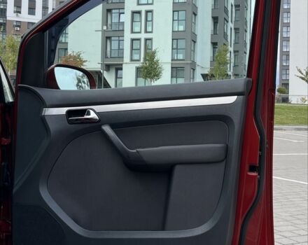 Красный Фольксваген Туран, объемом двигателя 2 л и пробегом 275 тыс. км за 6500 $, фото 17 на Automoto.ua