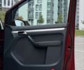 Красный Фольксваген Туран, объемом двигателя 2 л и пробегом 275 тыс. км за 6500 $, фото 17 на Automoto.ua