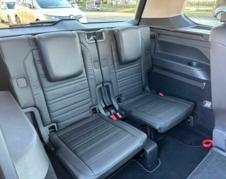 Красный Фольксваген Туран, объемом двигателя 1.5 л и пробегом 35 тыс. км за 9800 $, фото 9 на Automoto.ua