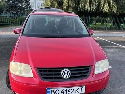 Червоний Фольксваген Туран, об'ємом двигуна 1.6 л та пробігом 399 тис. км за 6000 $, фото 1 на Automoto.ua