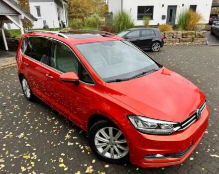 Червоний Фольксваген Туран, об'ємом двигуна 1.4 л та пробігом 72 тис. км за 9000 $, фото 1 на Automoto.ua