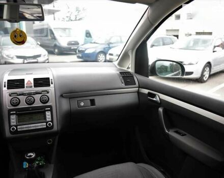 Фольксваген Туран, об'ємом двигуна 1.4 л та пробігом 211 тис. км за 8000 $, фото 13 на Automoto.ua