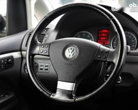 Фольксваген Туран, об'ємом двигуна 1.4 л та пробігом 211 тис. км за 8000 $, фото 14 на Automoto.ua