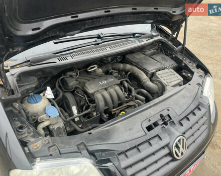 Фольксваген Туран, объемом двигателя 1.6 л и пробегом 213 тыс. км за 5400 $, фото 24 на Automoto.ua