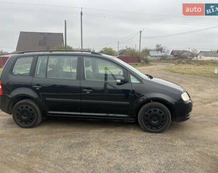 Фольксваген Туран, объемом двигателя 1.6 л и пробегом 213 тыс. км за 5400 $, фото 6 на Automoto.ua