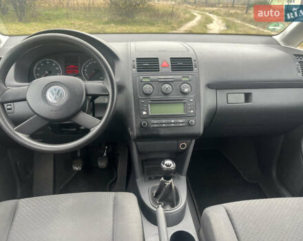 Фольксваген Туран, объемом двигателя 1.6 л и пробегом 213 тыс. км за 5400 $, фото 21 на Automoto.ua