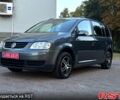 Фольксваген Туран, объемом двигателя 1.6 л и пробегом 269 тыс. км за 5999 $, фото 1 на Automoto.ua