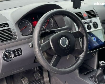 Фольксваген Туран, объемом двигателя 1.6 л и пробегом 233 тыс. км за 6500 $, фото 19 на Automoto.ua