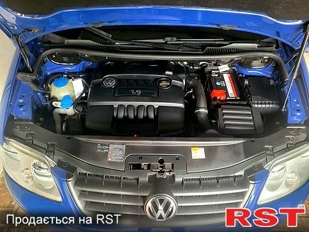 Фольксваген Туран, объемом двигателя 1.6 л и пробегом 202 тыс. км за 4950 $, фото 6 на Automoto.ua