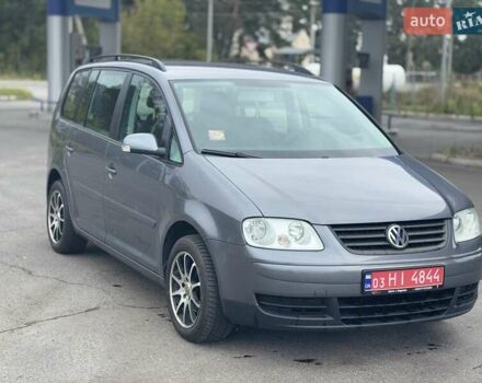 Фольксваген Туран, объемом двигателя 1.6 л и пробегом 208 тыс. км за 6300 $, фото 4 на Automoto.ua