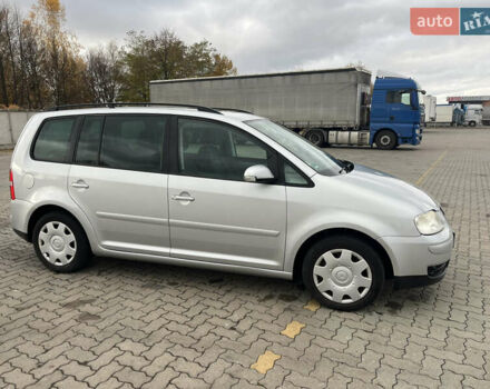 Фольксваген Туран 2005 в Сарнах на Automoto.ua Фольксваген Туран, объемом двигателя 1.6 л и пробегом 159 тыс. км за 5400 $, фото 19 на Automoto.ua