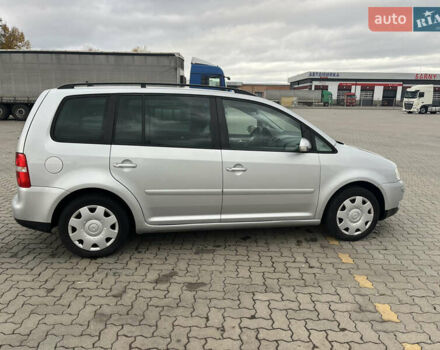 Фольксваген Туран 2005 в Сарнах на Automoto.ua Фольксваген Туран, объемом двигателя 1.6 л и пробегом 159 тыс. км за 5400 $, фото 1 на Automoto.ua