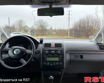 Фольксваген Туран, объемом двигателя 1.6 л и пробегом 173 тыс. км за 5900 $, фото 9 на Automoto.ua