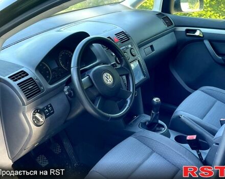 Фольксваген Туран, об'ємом двигуна 1.6 л та пробігом 210 тис. км за 6050 $, фото 4 на Automoto.ua