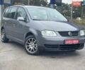 Фольксваген Туран, объемом двигателя 1.6 л и пробегом 208 тыс. км за 6300 $, фото 2 на Automoto.ua