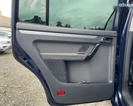 Фольксваген Туран, объемом двигателя 1.6 л и пробегом 233 тыс. км за 6500 $, фото 27 на Automoto.ua