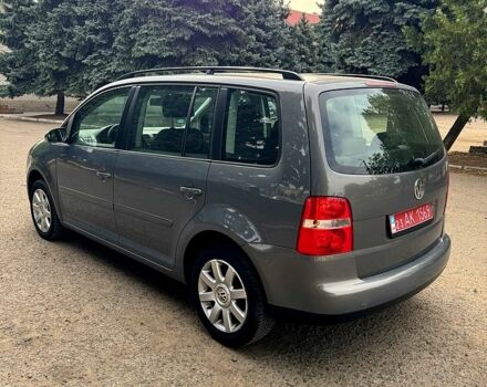 Фольксваген Туран, объемом двигателя 1.6 л и пробегом 184 тыс. км за 6400 $, фото 2 на Automoto.ua