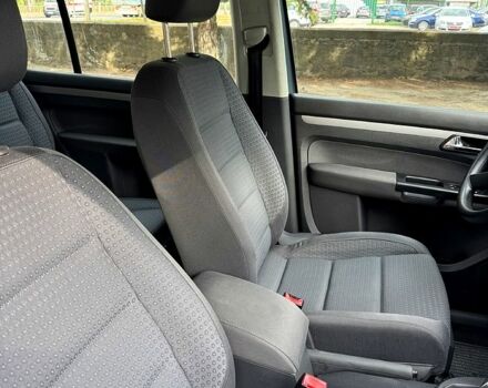 Фольксваген Туран, объемом двигателя 1.6 л и пробегом 192 тыс. км за 6300 $, фото 5 на Automoto.ua