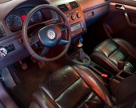 Фольксваген Туран, объемом двигателя 1.9 л и пробегом 0 тыс. км за 2350 $, фото 4 на Automoto.ua