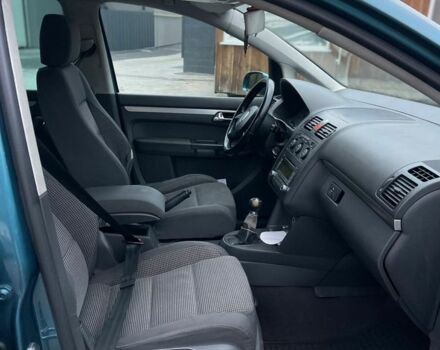 Фольксваген Туран, об'ємом двигуна 1.9 л та пробігом 300 тис. км за 2150 $, фото 7 на Automoto.ua