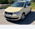 Фольксваген Туран, объемом двигателя 1.9 л и пробегом 200 тыс. км за 1500 $, фото 1 на Automoto.ua