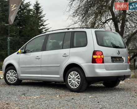 Фольксваген Туран, объемом двигателя 2 л и пробегом 217 тыс. км за 5450 $, фото 11 на Automoto.ua