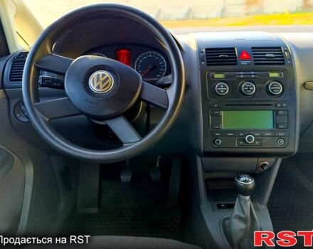 Фольксваген Туран, объемом двигателя 1.6 л и пробегом 243 тыс. км за 5999 $, фото 8 на Automoto.ua