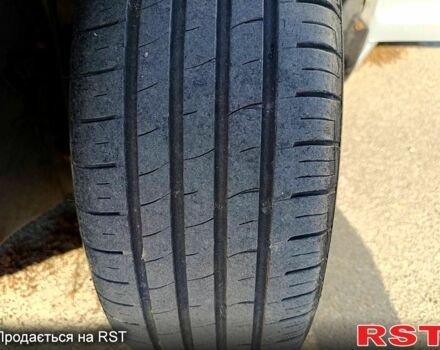 Фольксваген Туран, объемом двигателя 1.6 л и пробегом 243 тыс. км за 5999 $, фото 13 на Automoto.ua