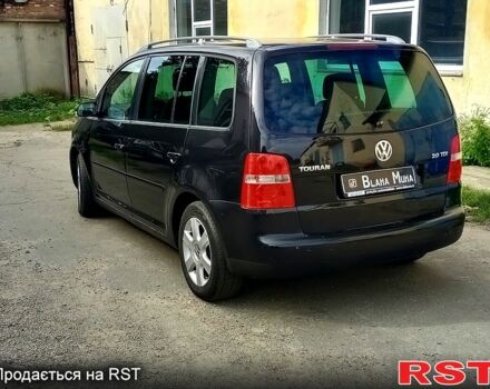 Фольксваген Туран, объемом двигателя 2 л и пробегом 289 тыс. км за 2950 $, фото 1 на Automoto.ua