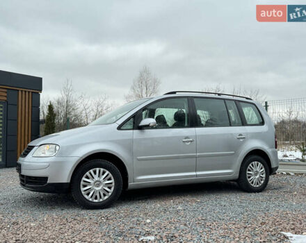 Фольксваген Туран, объемом двигателя 2 л и пробегом 217 тыс. км за 5450 $, фото 5 на Automoto.ua