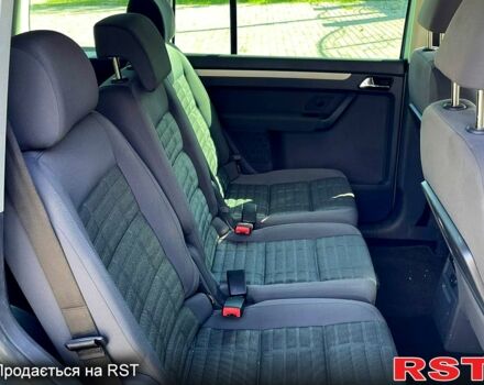Фольксваген Туран, объемом двигателя 1.6 л и пробегом 179 тыс. км за 6200 $, фото 7 на Automoto.ua