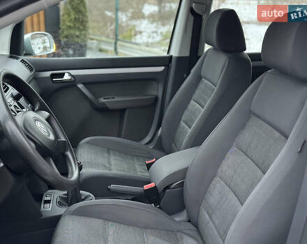 Фольксваген Туран, объемом двигателя 2 л и пробегом 217 тыс. км за 5450 $, фото 24 на Automoto.ua