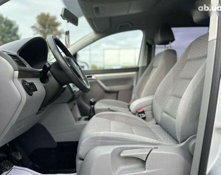 Фольксваген Туран, об'ємом двигуна 1.6 л та пробігом 228 тис. км за 8000 $, фото 27 на Automoto.ua