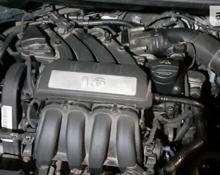 Фольксваген Туран, об'ємом двигуна 1.6 л та пробігом 250 тис. км за 7700 $, фото 10 на Automoto.ua