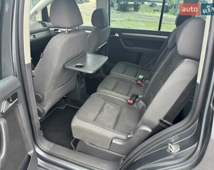 Фольксваген Туран, объемом двигателя 1.6 л и пробегом 211 тыс. км за 8200 $, фото 23 на Automoto.ua