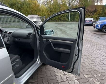 Фольксваген Туран, объемом двигателя 1.6 л и пробегом 271 тыс. км за 7490 $, фото 24 на Automoto.ua