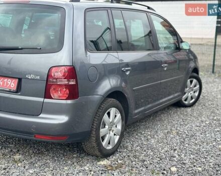 Фольксваген Туран, объемом двигателя 1.6 л и пробегом 211 тыс. км за 8200 $, фото 9 на Automoto.ua